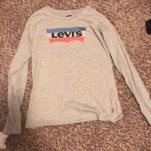 Grey Levi’s long sleeve